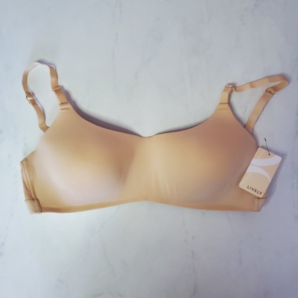 Lively Bra 38D Wireless Toasted Almond Nude Beige